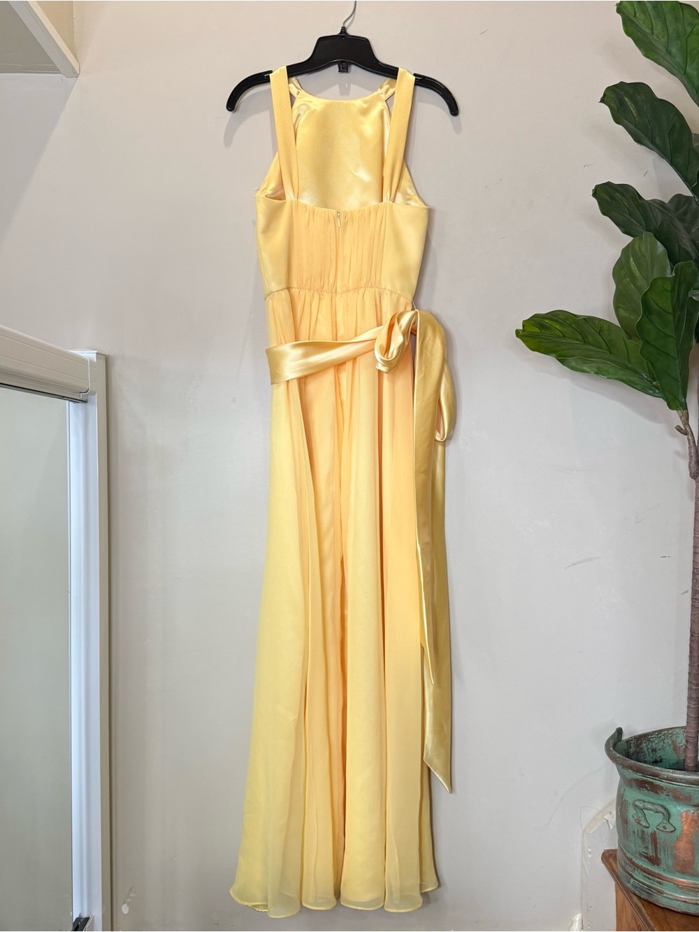 AFTER SIX Halter Gown size Small (see measurements) - Picture 9 of 15